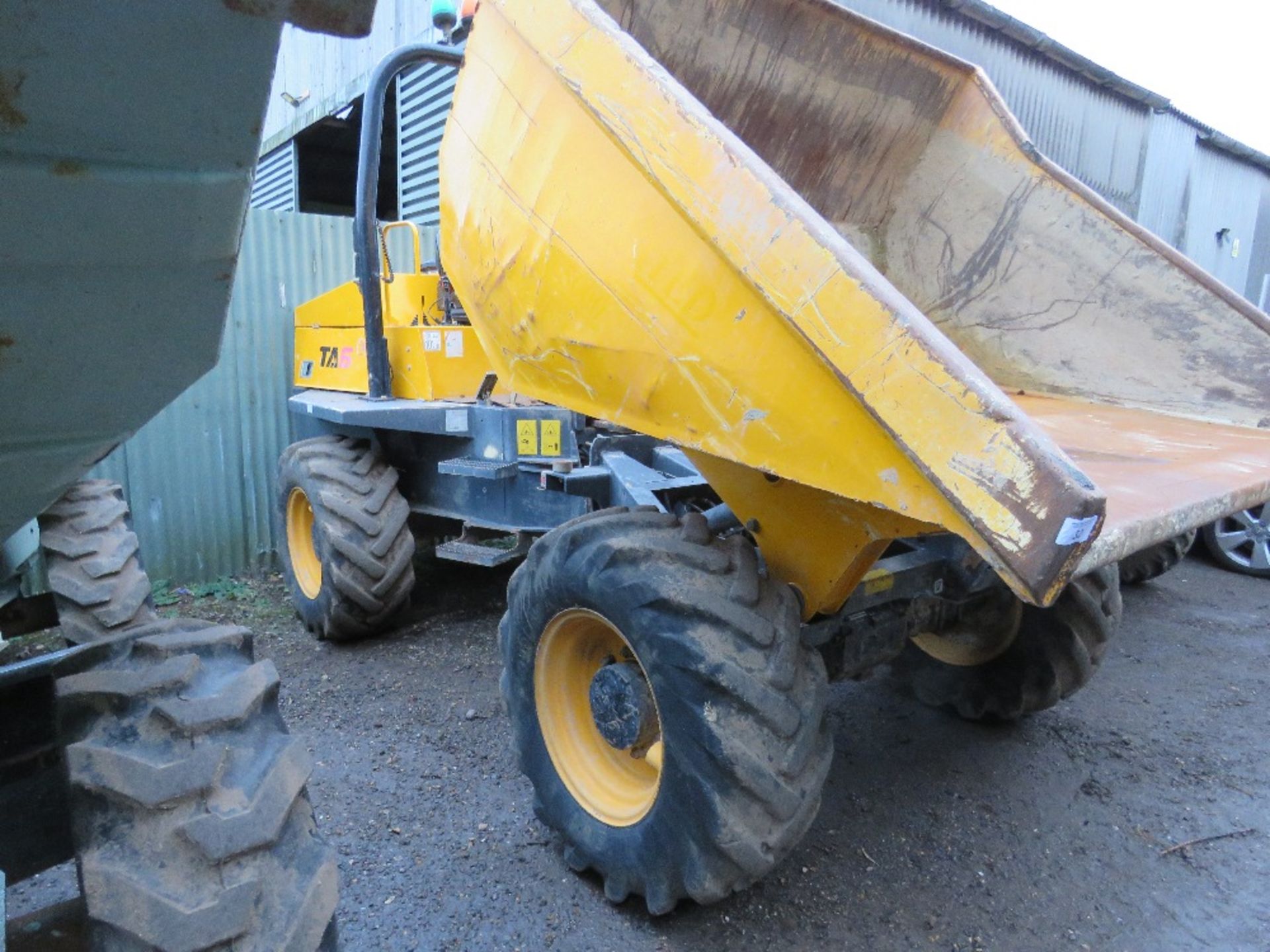 MECALAC TEREX TA6 STRAIGHT TIP DUMPER, YEAR 2017. T4 FINAL JCB ENGINE. 1182 REC HOURS. SN:SLBD1DJ0EH