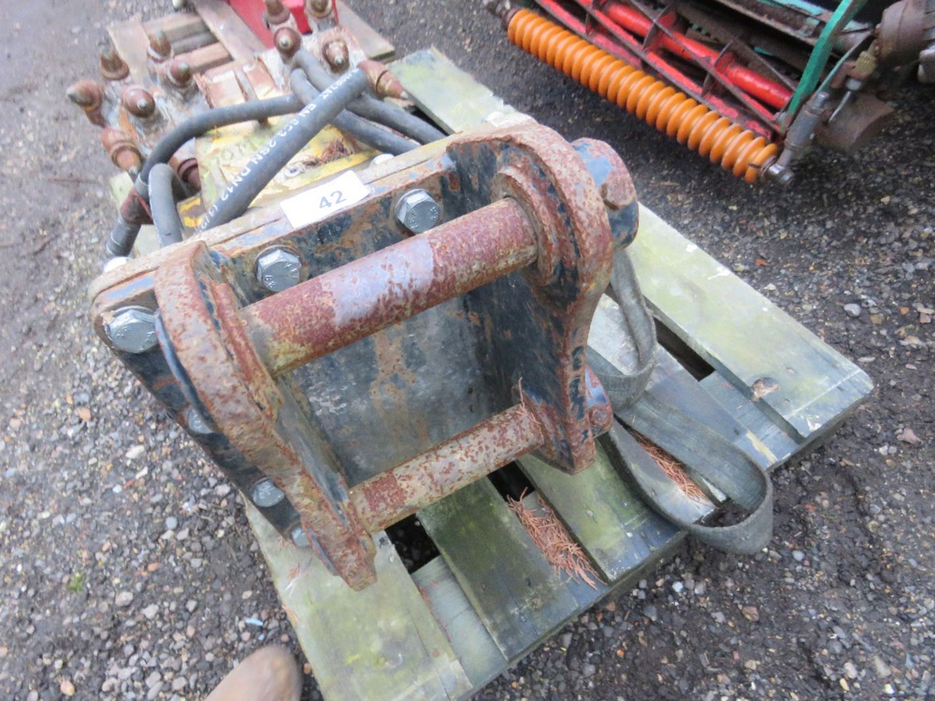 ROCK WHEEL D10 BG5 TWIN HEAD ROCK GRINDING HEAD/PLANER FOR EXCAVATOR. ON 45MM PINS. WORKING WHEN R - Image 4 of 4