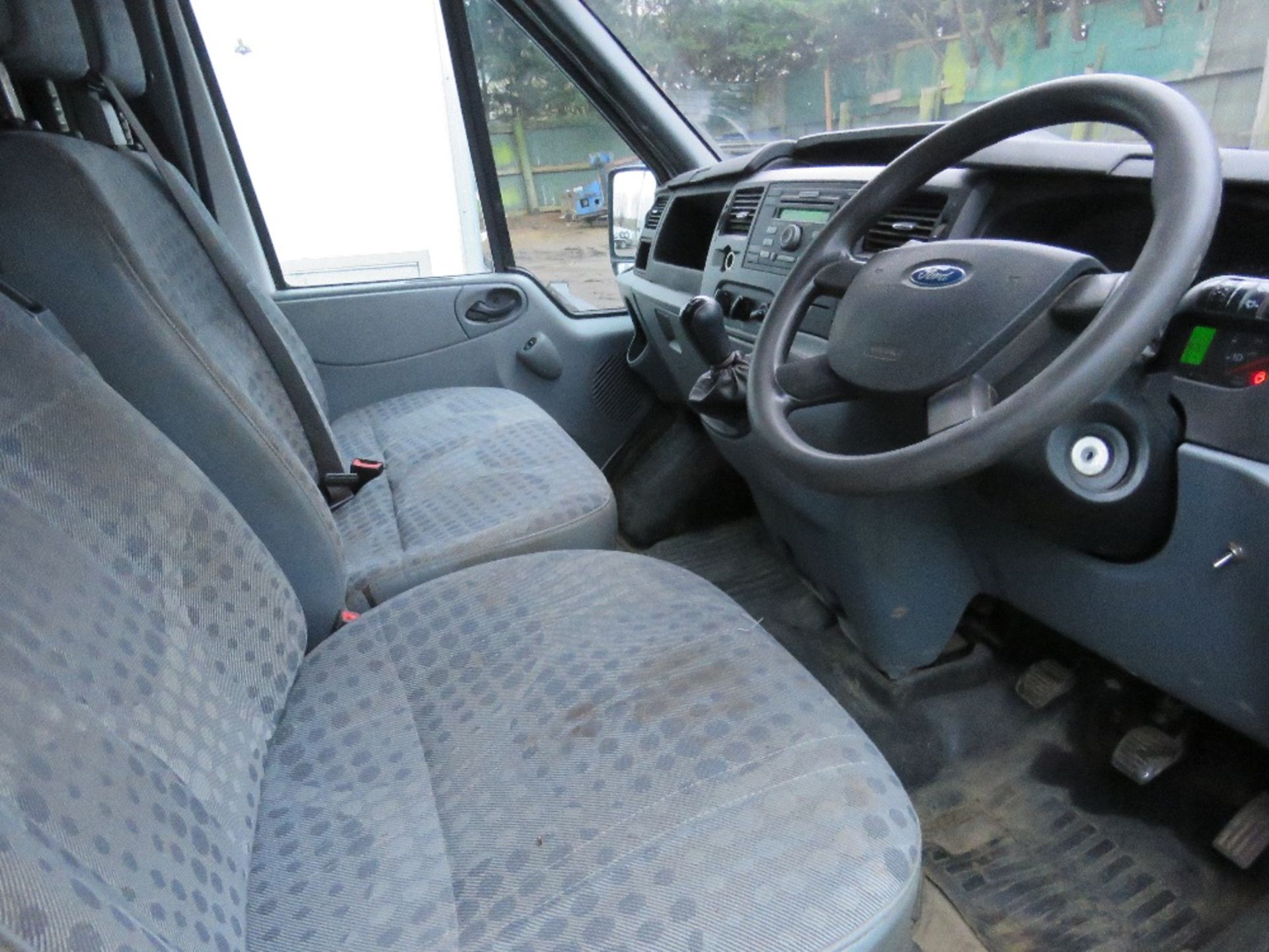 FORD TRANSIT 85 T260M FWD PANEL VAN REG:KR58 ZHZ. 150,769 REC HRS. DIRECT FROM LOCAL COMPANY SELLING - Image 9 of 15