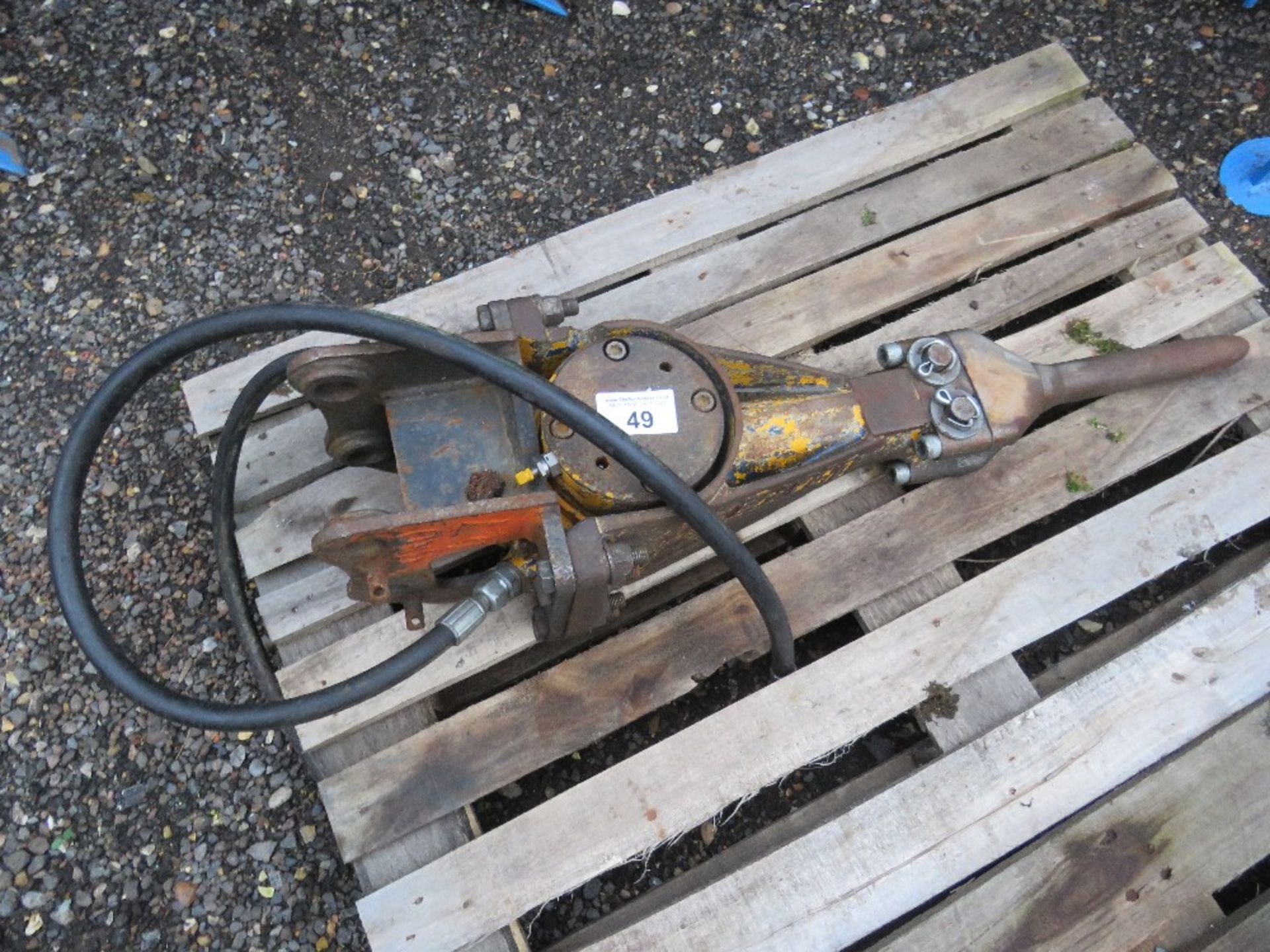 ATLAS COPCO SBC115 EXCAVATOR BREAKER, 30MM PINS. PN:EA030. DIRECT FROM LOCAL COMPANY AS PART OF THE