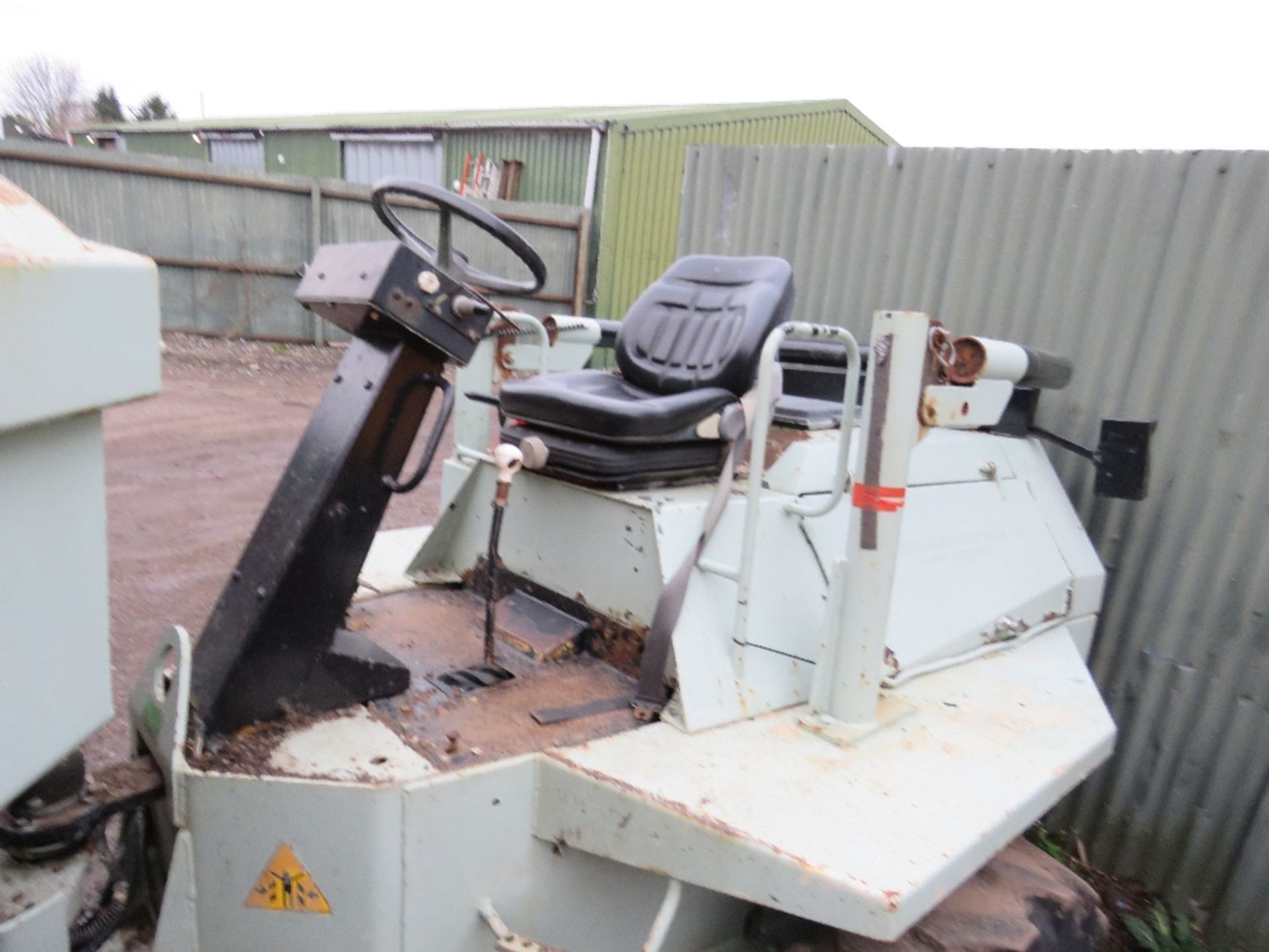 benford swivel skip 5 tonne dumper. when tested was seen to drive, steer, brake and tip. sn:SLBDN00E - Image 6 of 6