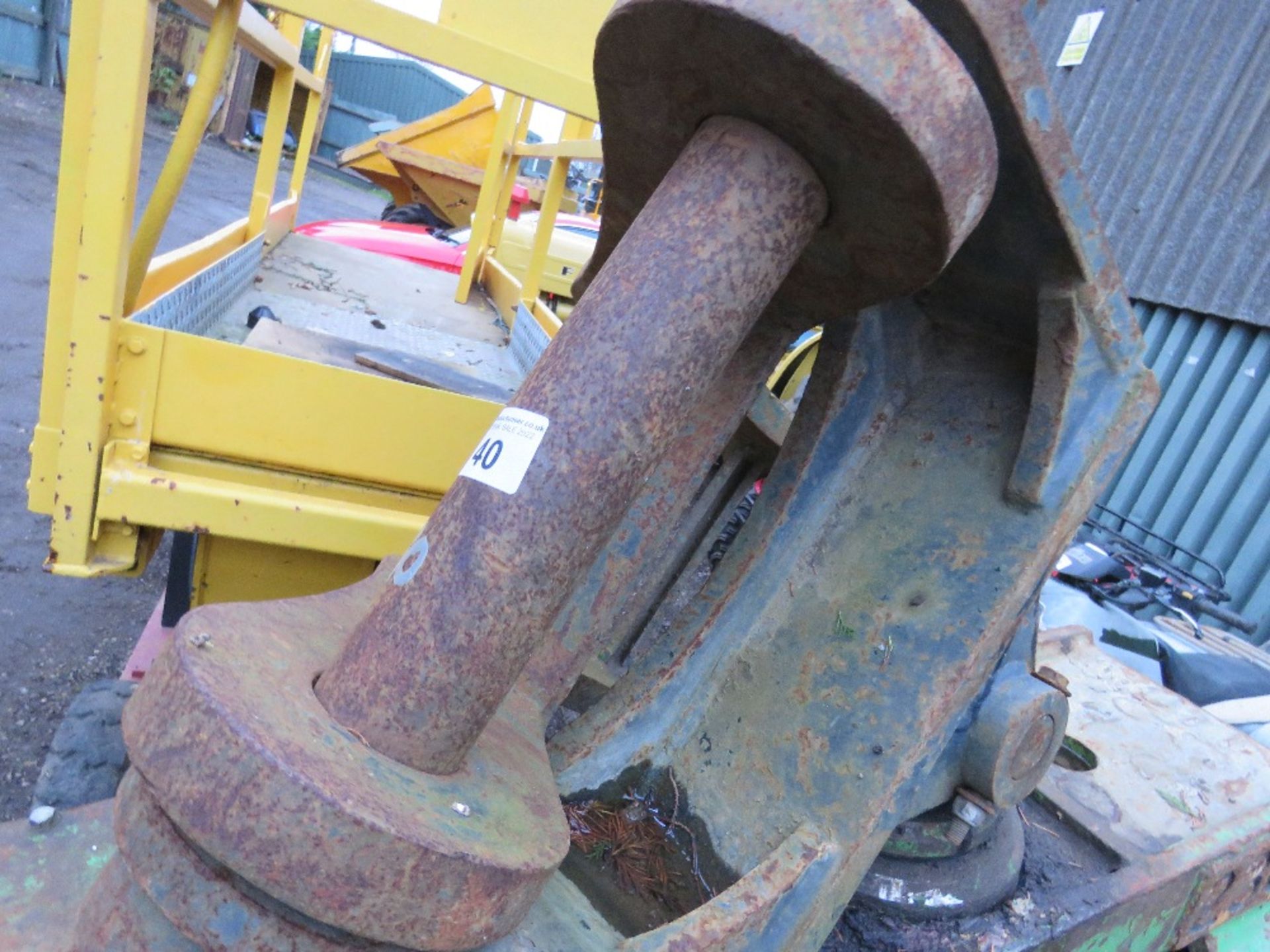 ICE 230M PILING HAMMER ON 80MM PINS. MILLER HEADSTOCK. FLEET UPDATE, (WORKING LAST IN 2020, TAKEN AS - Image 5 of 7