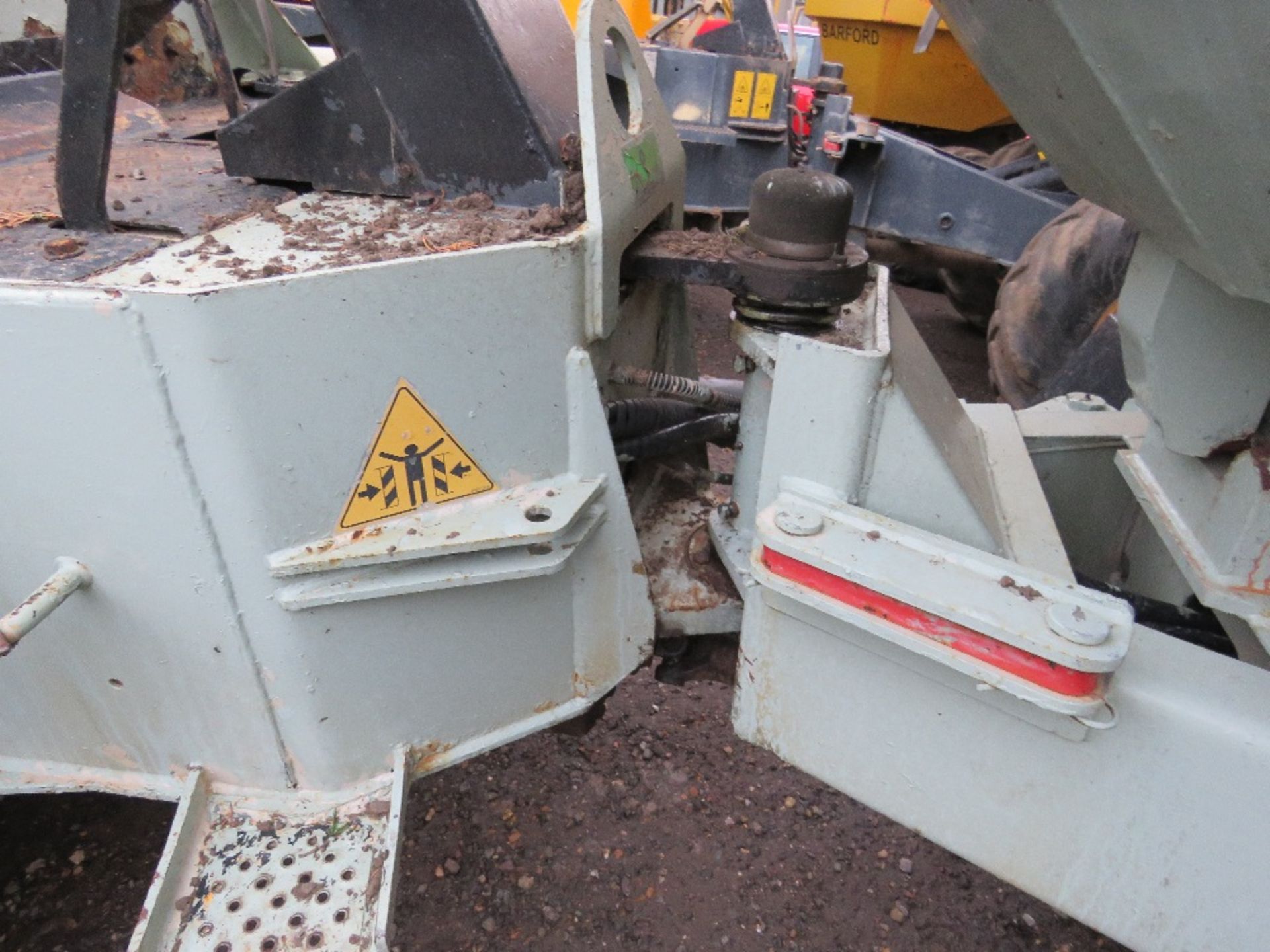 benford swivel skip 5 tonne dumper. when tested was seen to drive, steer, brake and tip. sn:SLBDN00E - Image 4 of 6