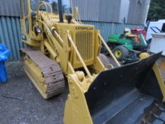 CATERPILLAR / CAT 931B TRACKED LOADING SHOVEL WITH 4 IN 1 BUCKET. SHOWING 3361 HOURS ON THE CLOCK. S