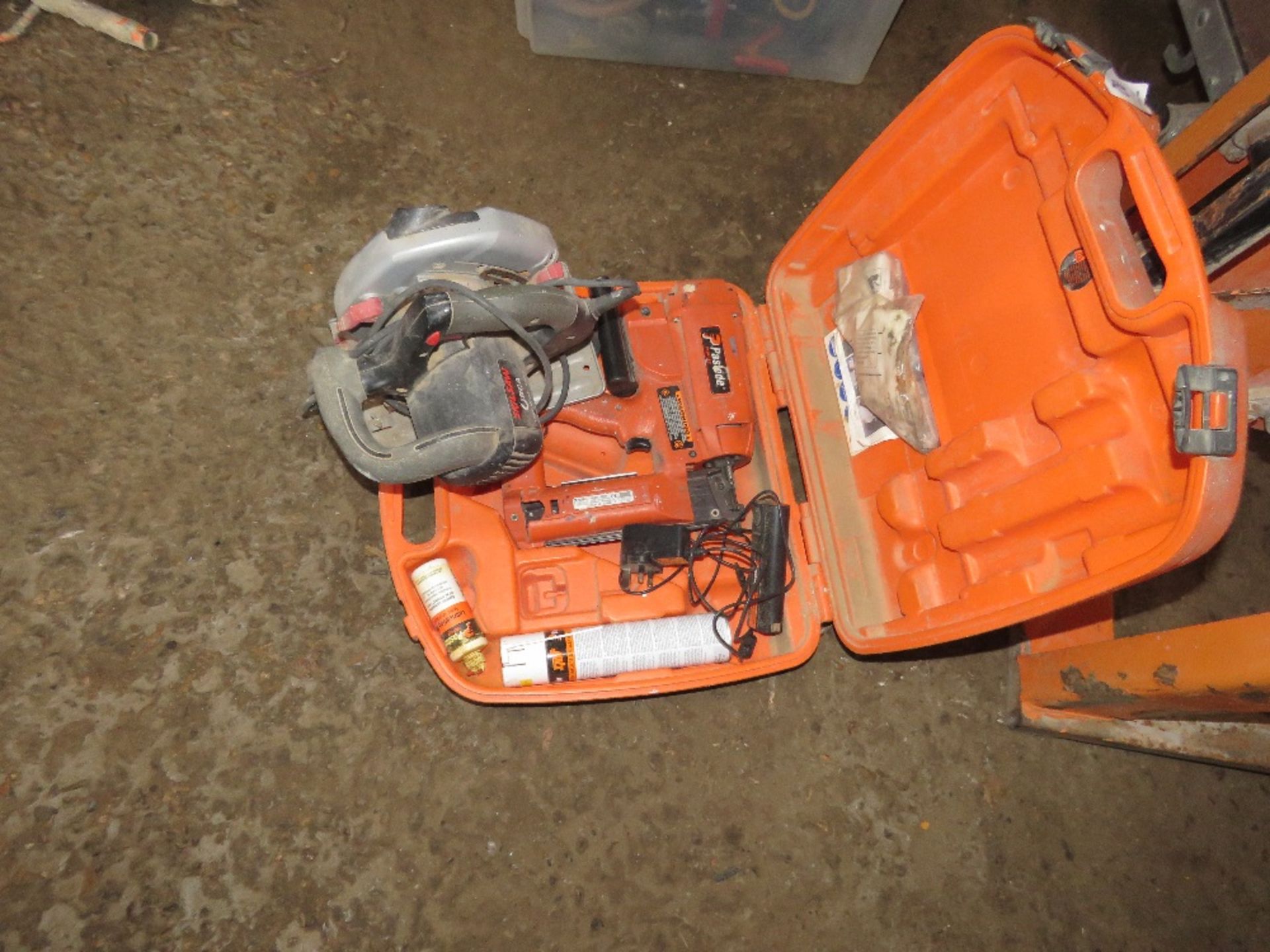 PASLODE SECOND FIX NAIL GUN PLUS SKIL SAW, 240VOLT. THIS LOT IS SOLD UNDER THE AUCTIONEERS MARGIN SC - Image 2 of 2
