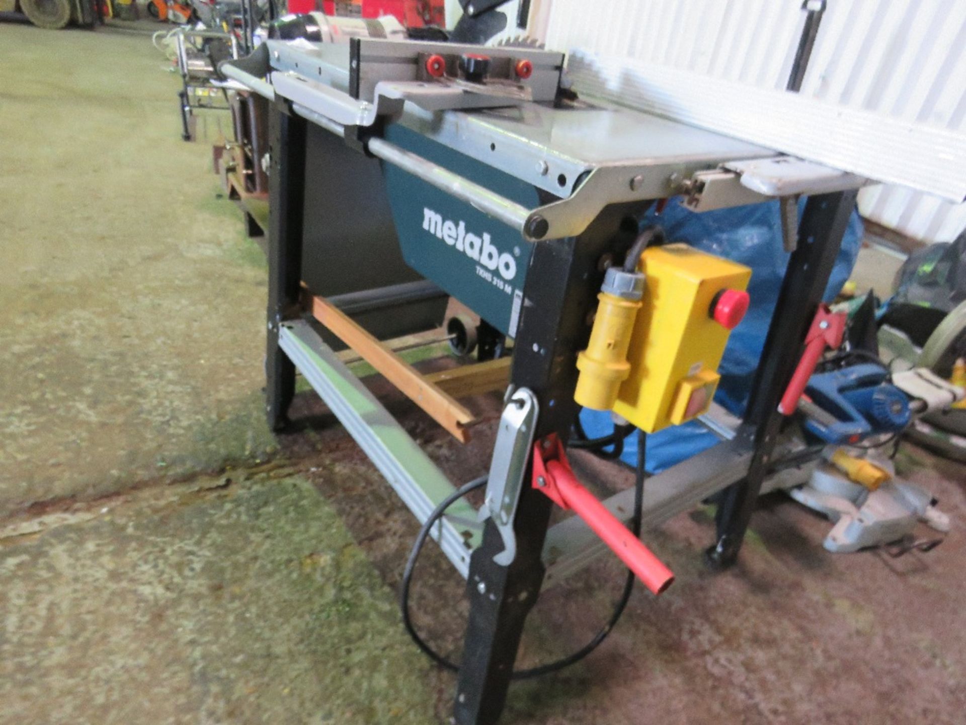 METABO TKHS 315M WOOD WORKING SAWBENCH, 110VOLT POWERED. RETIREMENT SALE. - Image 3 of 4