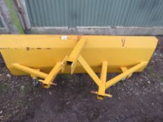 TRACTOR 3 POINT LINKAGE MOUNTED SNOW PLOUGH 7FT WIDE APPROX.