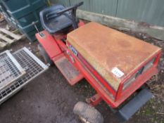 MTD RIDE ON MOWER. THIS LOT IS SOLD UNDER THE AUCTIONEERS MARGIN SCHEME, THEREFORE NO VAT WILL BE CH