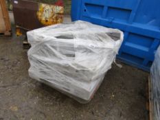 PALLET OF HERAS TYPE TEMPORARY FENCE BASES / BLOCKS.