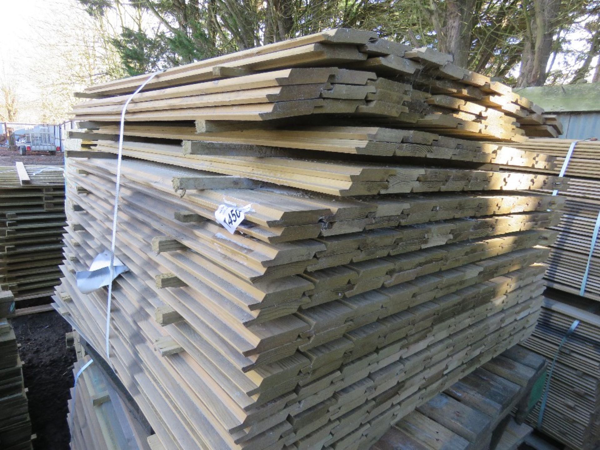 2 X PALLETS OF SHIPLAP PRESSURE TREATED FENCE CLADDING TIMBER BOARDS. 1.M-1.05M LENGTH X 95MM WIDTH - Image 2 of 4