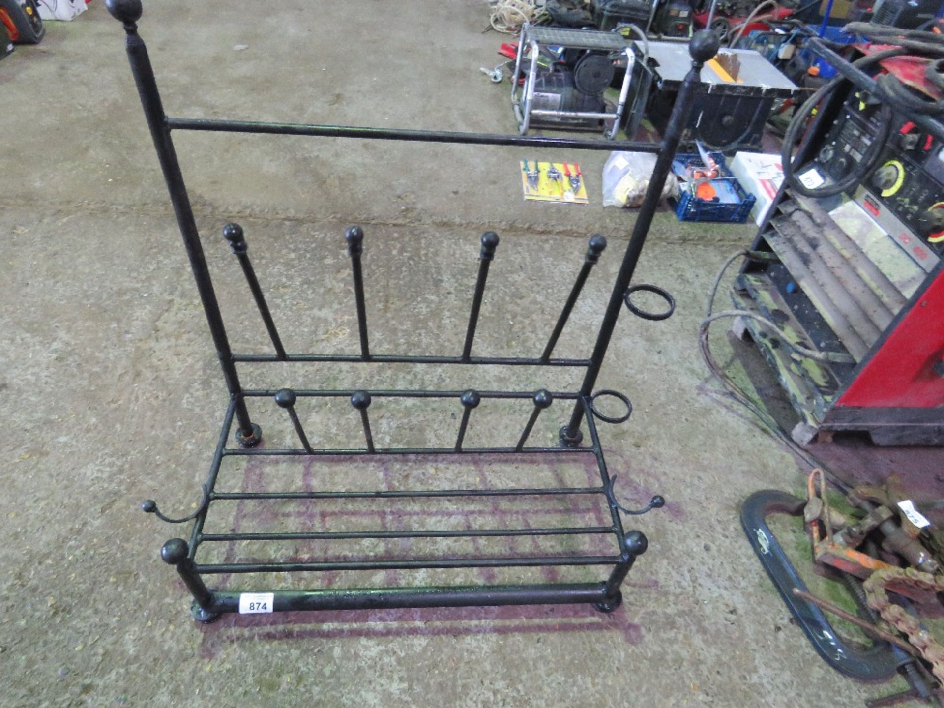 METAL BOOT AND SHOE STAND. NO VAT CHARGED ON THE HAMMER PRICE OF THIS LOT. - Image 3 of 3