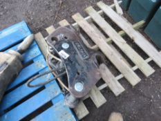 WHITES HYDRAULIC QUICK HITCH FOR EXCAVATOR, 50MM PINS. UNTESTED.