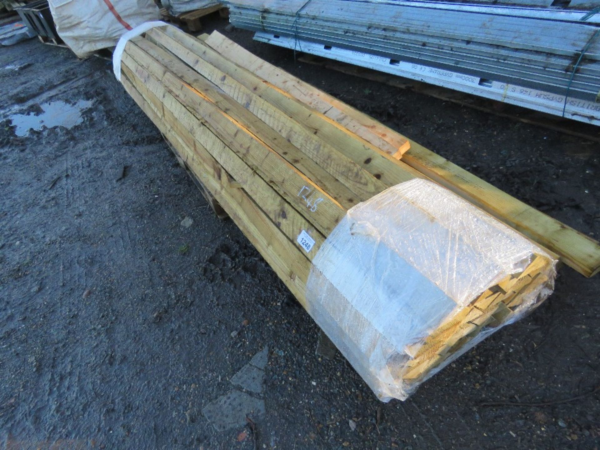 PALLET OF TRIANGLE PROFILED FENCING RAILS @ 12FT APPROX. PLUS SOME OTHER CONSTRUCTION TIMBERS. THIS