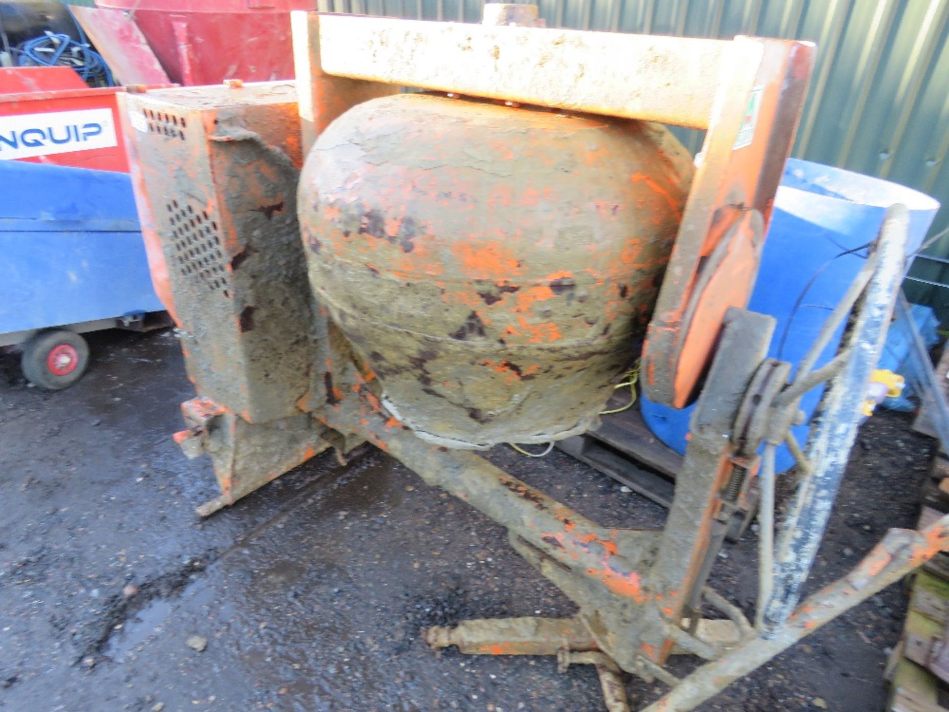 BELLE DIESEL SITE MIXER. ELECTRIC START YANMAR ENGINE. YEAR 2014. SOURCED FROM COMPANY LIQUIDATION. - Image 5 of 5