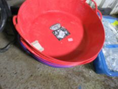 7 X TUBTRUGS FLEXIBLE FEED BUCKETS. SOURCED FROM SADDLERY SHOP LIQUIDATION.