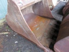 EXCAVATOR BUCKET: 1.45MWIDTH APPROX, WITH 80MM PINS.