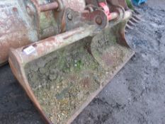 STRICKLAND EXCAVATOR BUCKET: 1.8M WIDTH APPROX, WITH 65MM PINS.