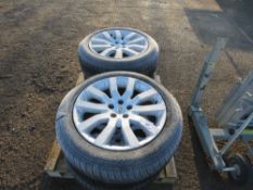SET OF 4 X LANDROVER 255 50R20 WHEELS AND TYRES. TYRES APPEAR LITTLE USED.