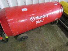 MUNTERS SIAL 110VOLT POWERED PROPANE GAS SPACE HEATER.