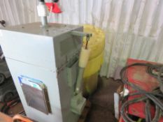 RADYNE 240VOLT HEAT FORMER UNIT. NO VAT ON HAMMER PRICE.