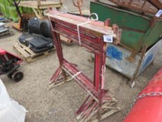 5 X BUILDERS TRESTLE STANDS. THIS LOT IS SOLD UNDER THE AUCTIONEERS MARGIN SCHEME, THEREFORE NO VAT