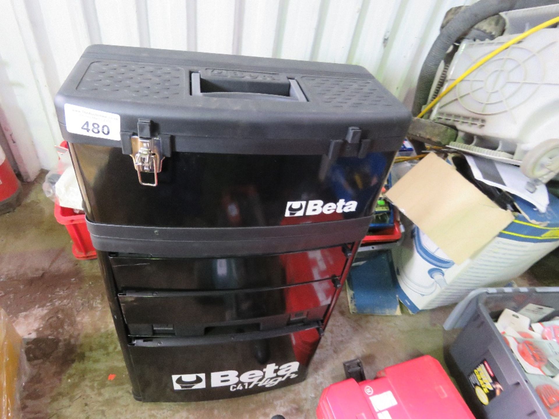 BETA C41 HIGHT TOOL CHEST WITH KEYS.