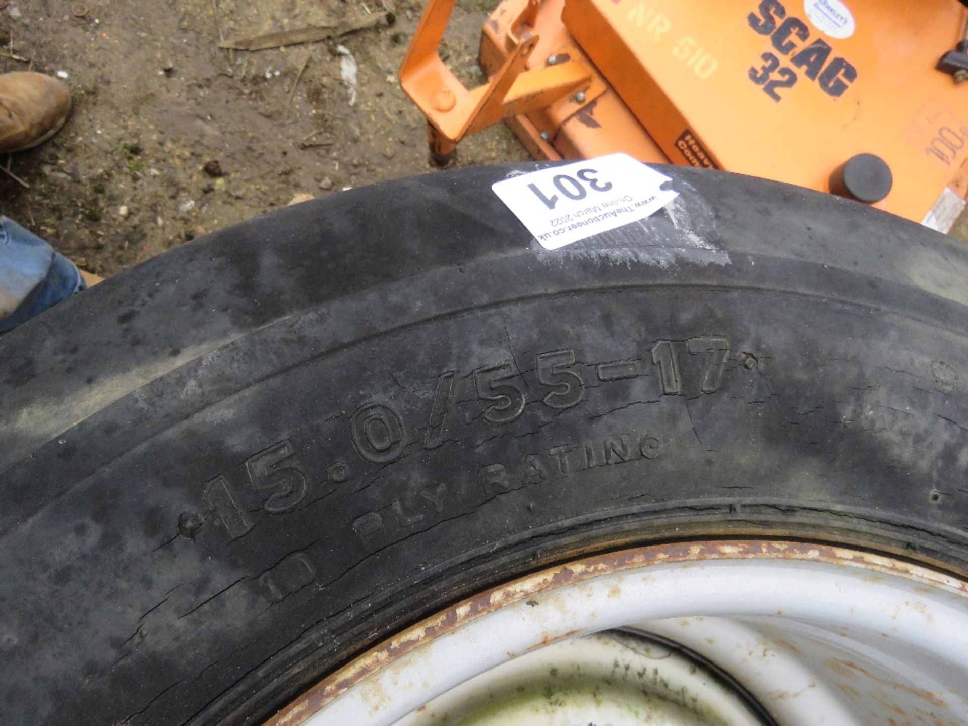 2 X TRAILER WHEEL AND TYRES 15.0/55-17. - Image 3 of 4