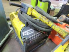 ATLAS COPCO HYDRAULIC BREAKER PACK WITH A HOSE AND GUN, YEAR 2012.. NO VAT CHARGED ON THE HAMMER PR