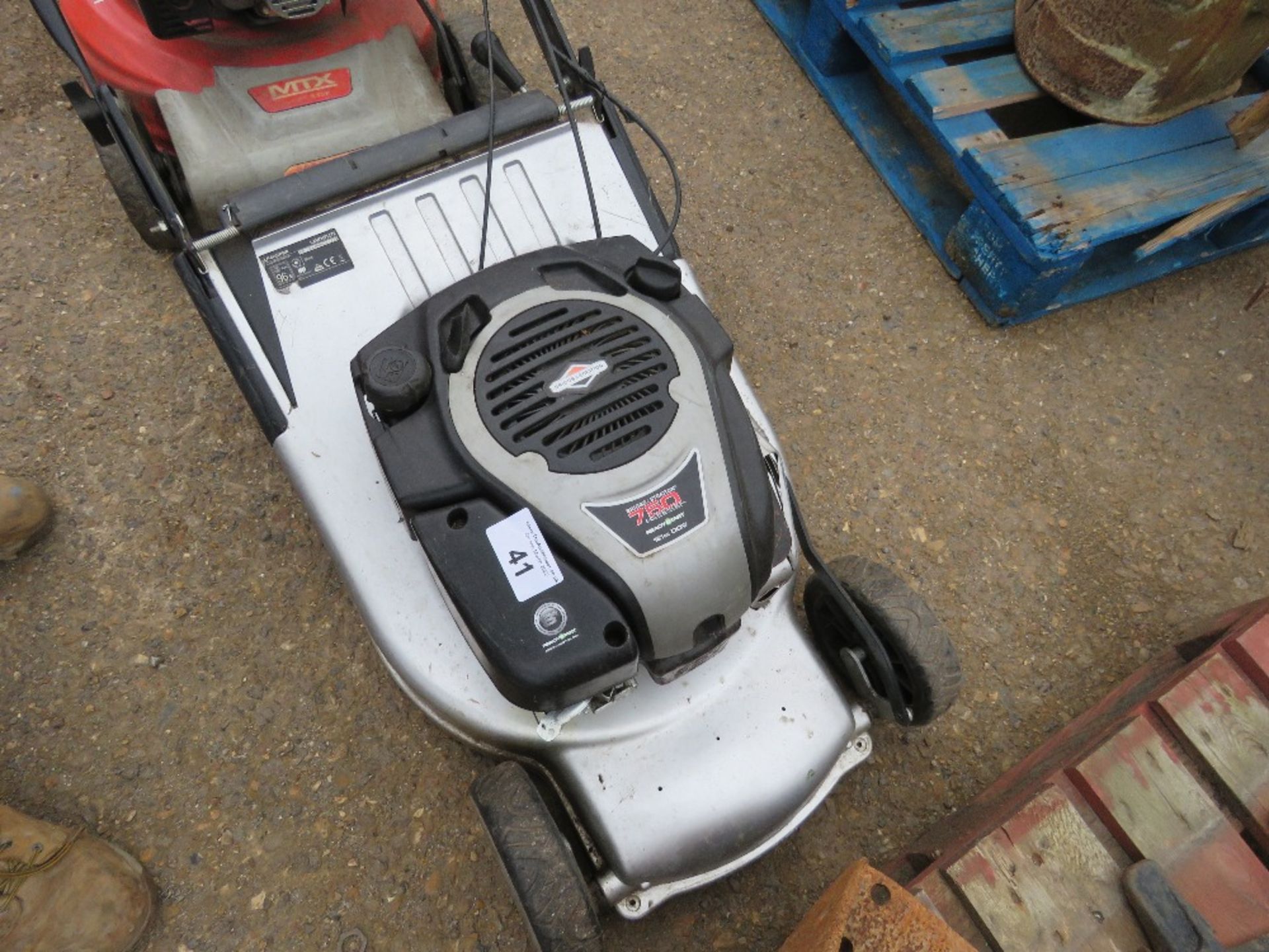 LAWNFLITE ROLLER PETROL ENGINED MOWER. NO VAT ON THE HAMMER PRICE OF THIS ITEM. - Image 2 of 2
