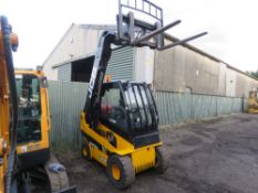 JCB 30G TELETRUK, YEAR 2012, GAS POWERED TELESCOPIC HANDLER, 3TONNE LIFT. SN:JCBTLT30J01540905. SOUR