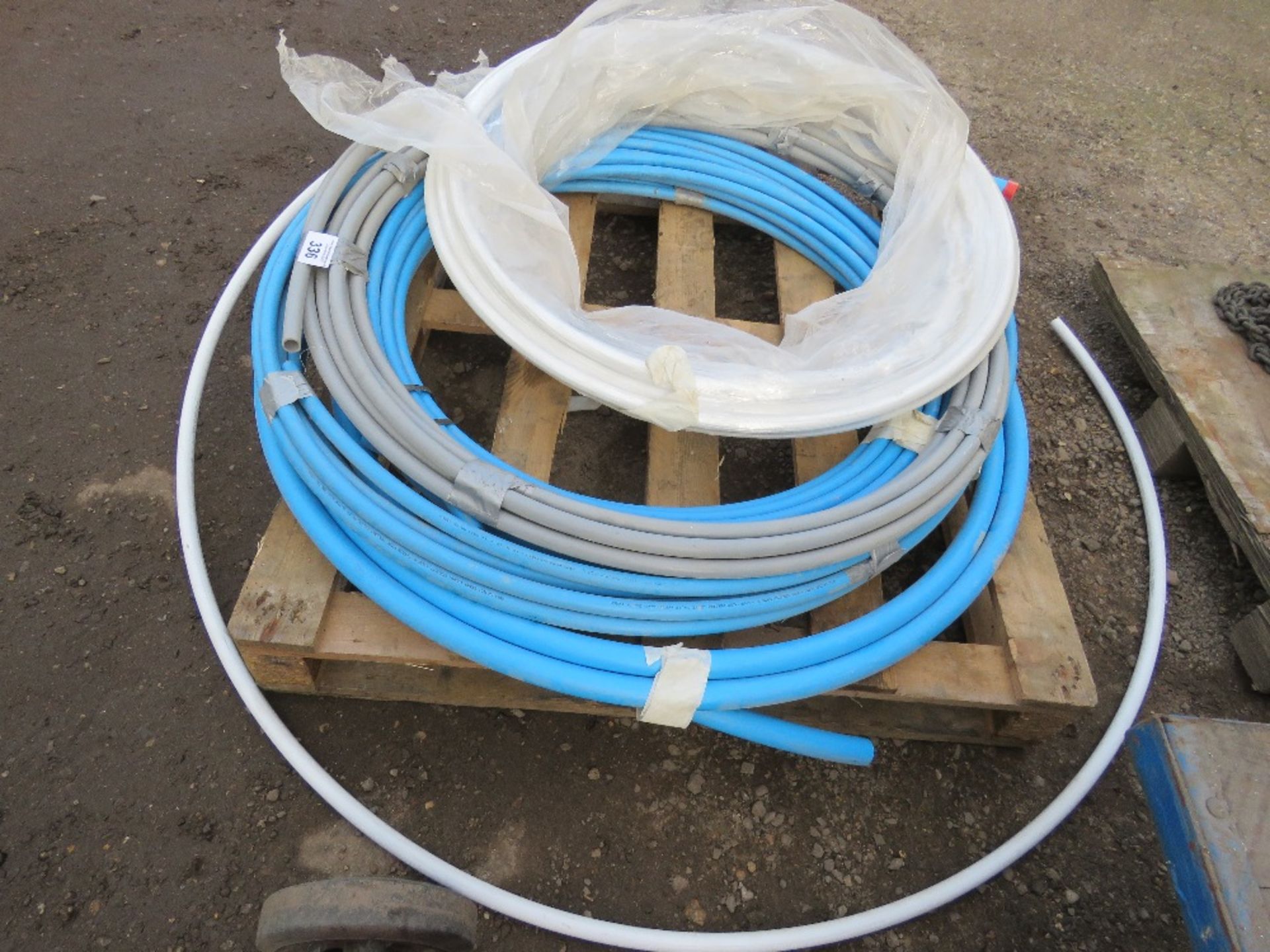 WATER PIPES, SOURCED FROM COMPANY CLOSURE. THIS LOT IS SOLD UNDER THE AUCTIONEERS MARGIN SCHEME, TH - Image 2 of 2