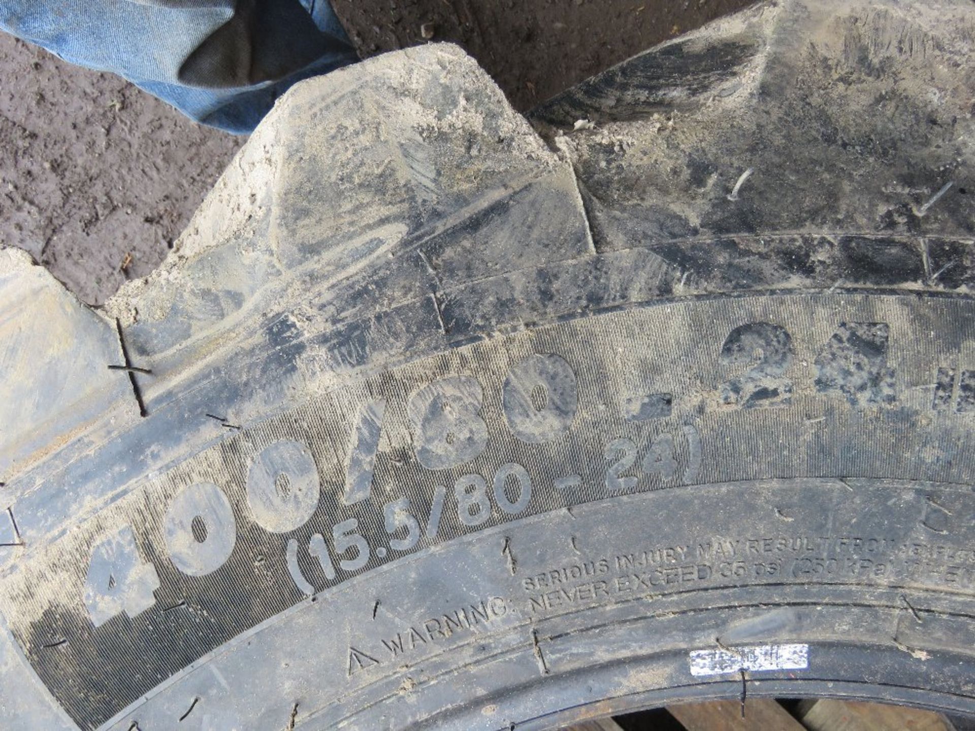 MICHELIN 400/80-24 INDUTRIAL MACHINE TYRE. - Image 2 of 3