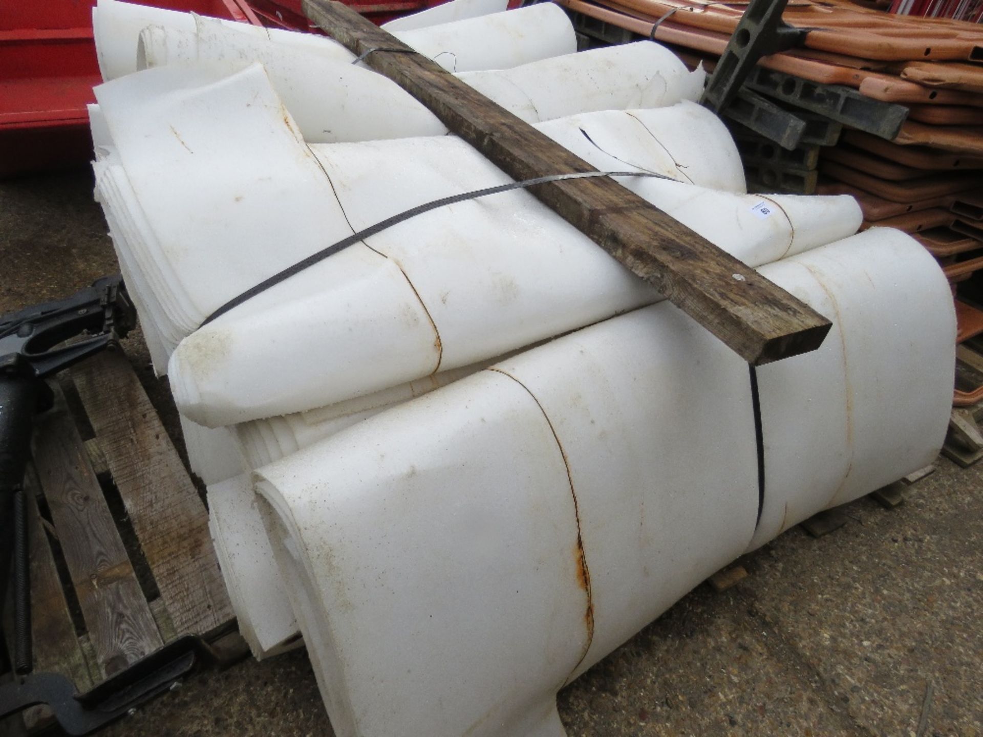 PALLET OF INSULATION/FOAM CLADDING. - Image 2 of 2