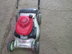 HONDA IZZY PETROL MOWER, NO BOX/COLLECTOR. THIS LOT IS SOLD UNDER THE AUCTIONEERS MARGIN SCHEME, TH