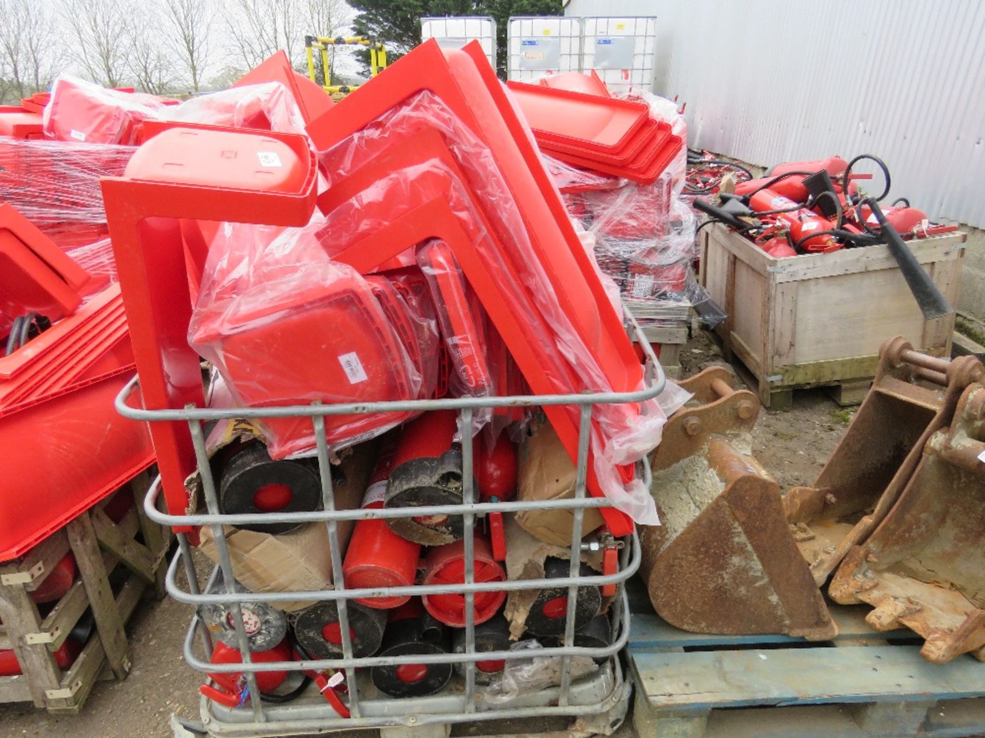 PALLET OF ASSORTED FIRE EXTINGUISHERS WITH STANDS, APPROXIMATELY 30NO IN TOTAL. SOURCED FROM LONDON