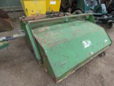 SUTTON/GURNEY REEVE 3POINT LINKAGE MOUNTED COLLECTOR BRUSH 1.73M WIDE, HYDRAULIC DRIVEN.