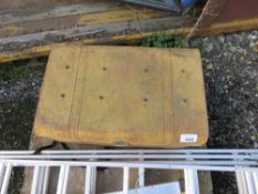 OLD METAL TRUNK / CHEST. THIS LOT IS SOLD UNDER THE AUCTIONEERS MARGIN SCHEME, THEREFORE NO VAT WILL