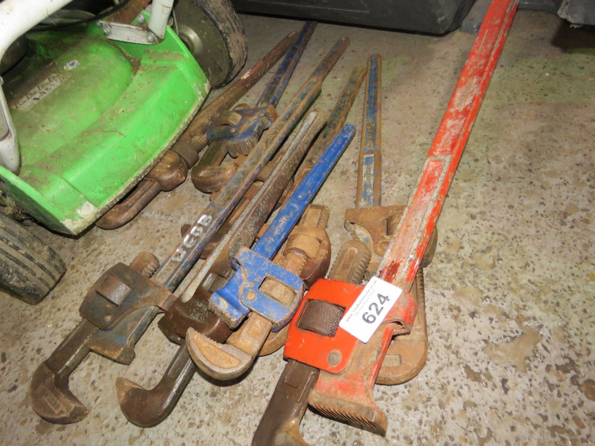 9 X ASSORTED SIZED STILSON SPANNERS. THIS LOT IS SOLD UNDER THE AUCTIONEERS MARGIN SCHEME, THEREFORE - Image 2 of 2