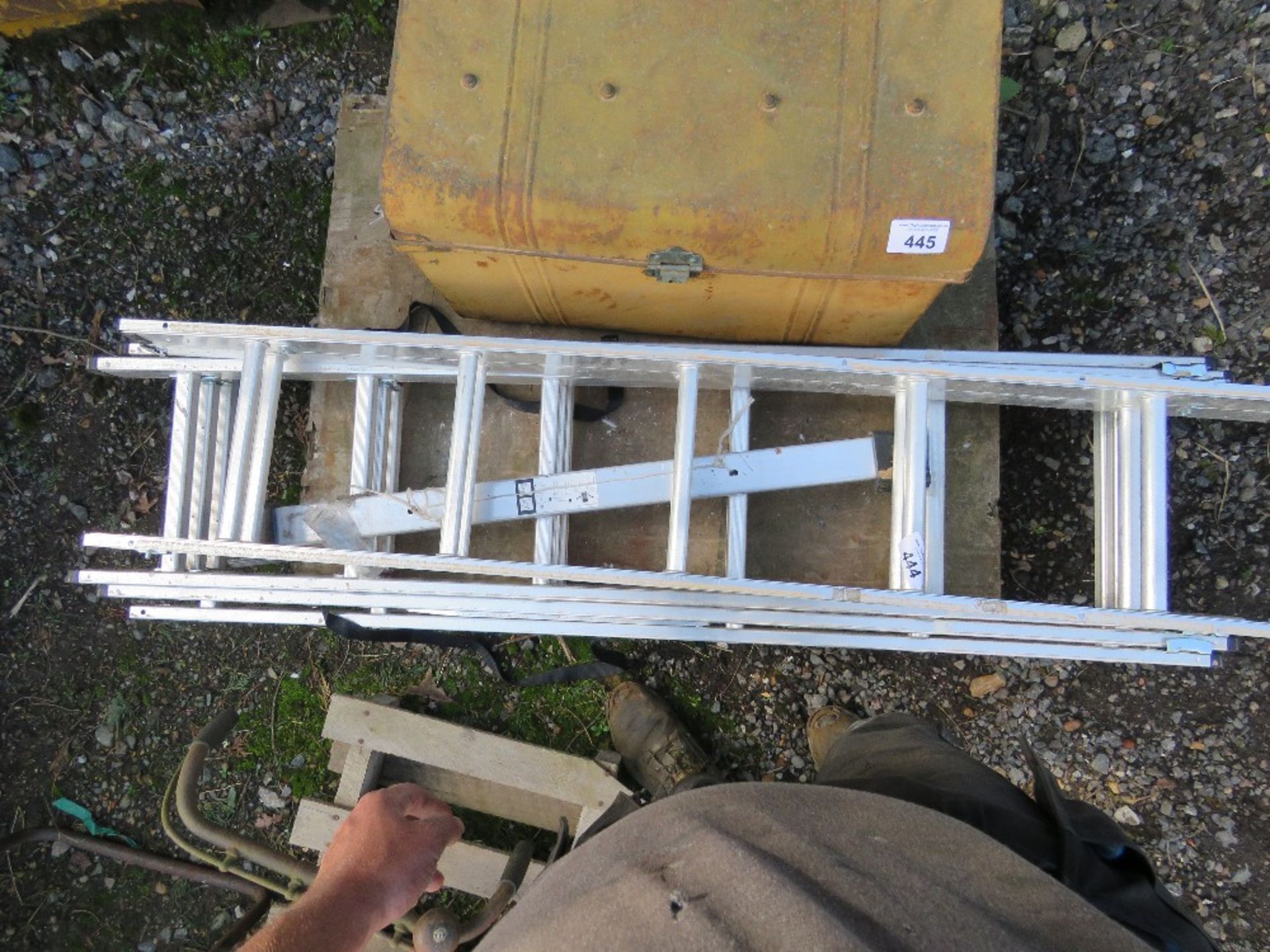 2 X SMALL ALUMINIUM LADDERS, 2 STAGE AND 3 STAGE. THIS LOT IS SOLD UNDER THE AUCTIONEERS MARGIN SCHE