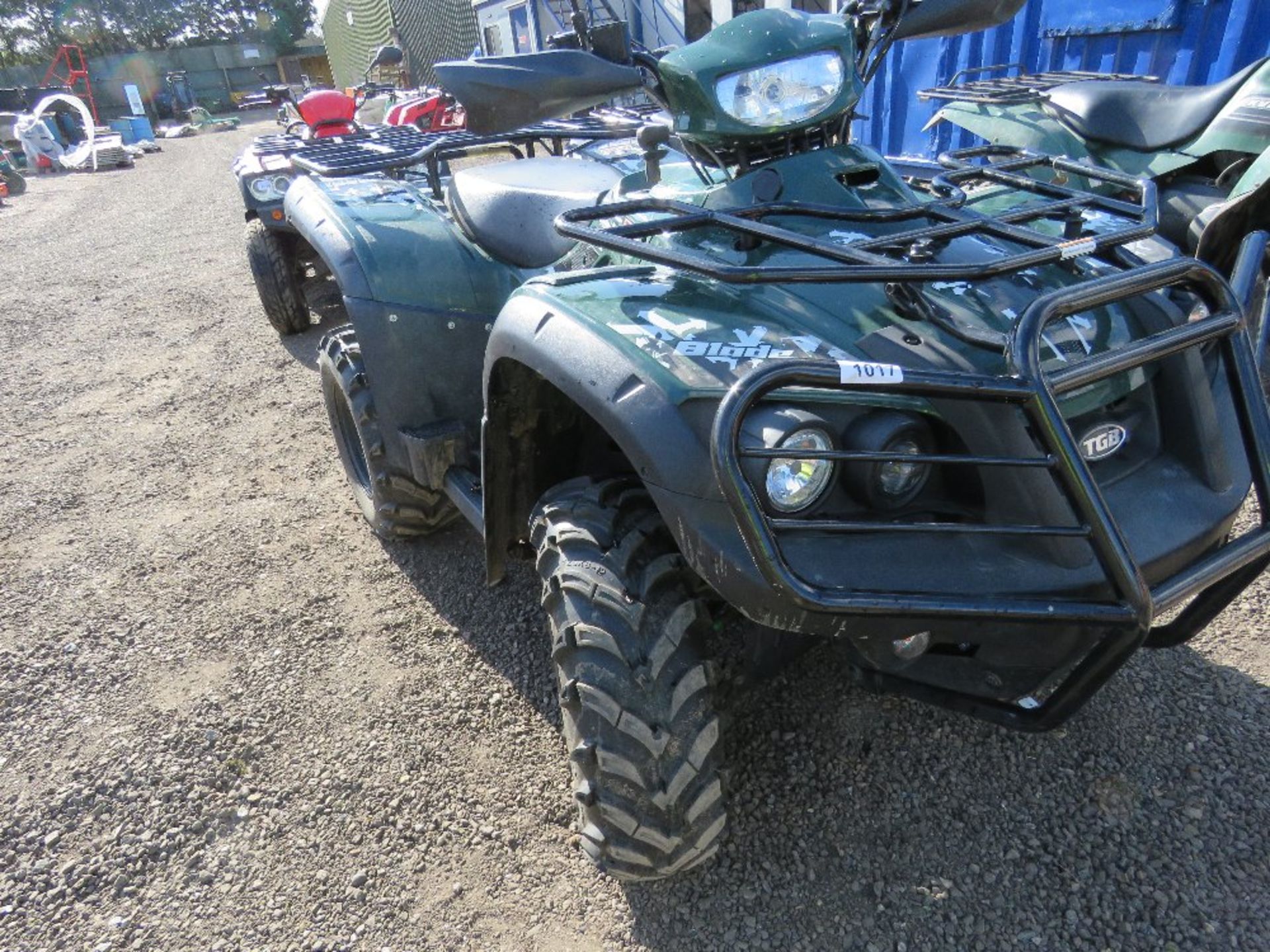 TGB BLADE 425 / QUADZILLA 4WD QUAD BIKE, YEAR 2017 DECLARED NEW. 664REC KMS APPROX. WHEN TESTED WAS - Image 2 of 8