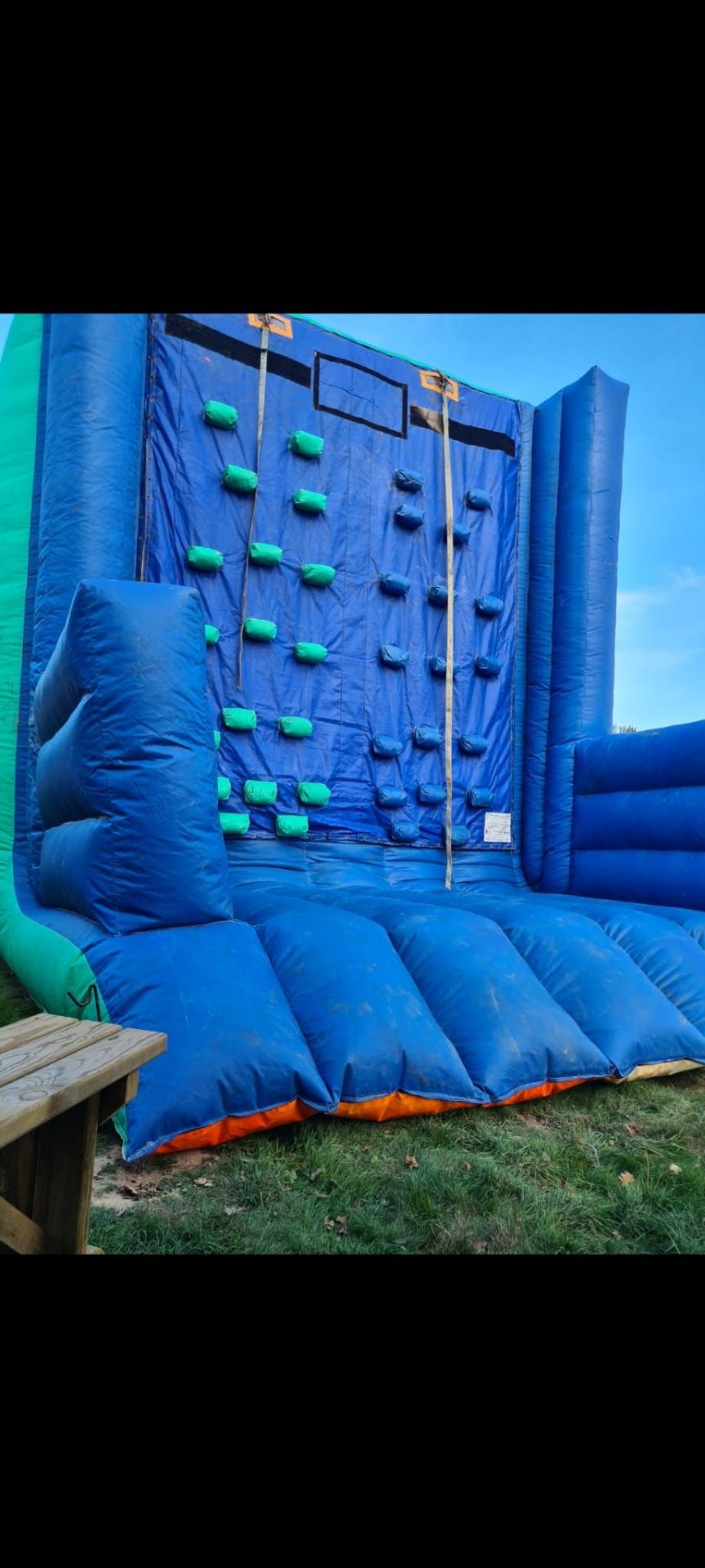 LARGE INFLATABLE CLIMBING WALL WITH 2 X 240VOLT POWERED BLOWERS. - Image 6 of 8