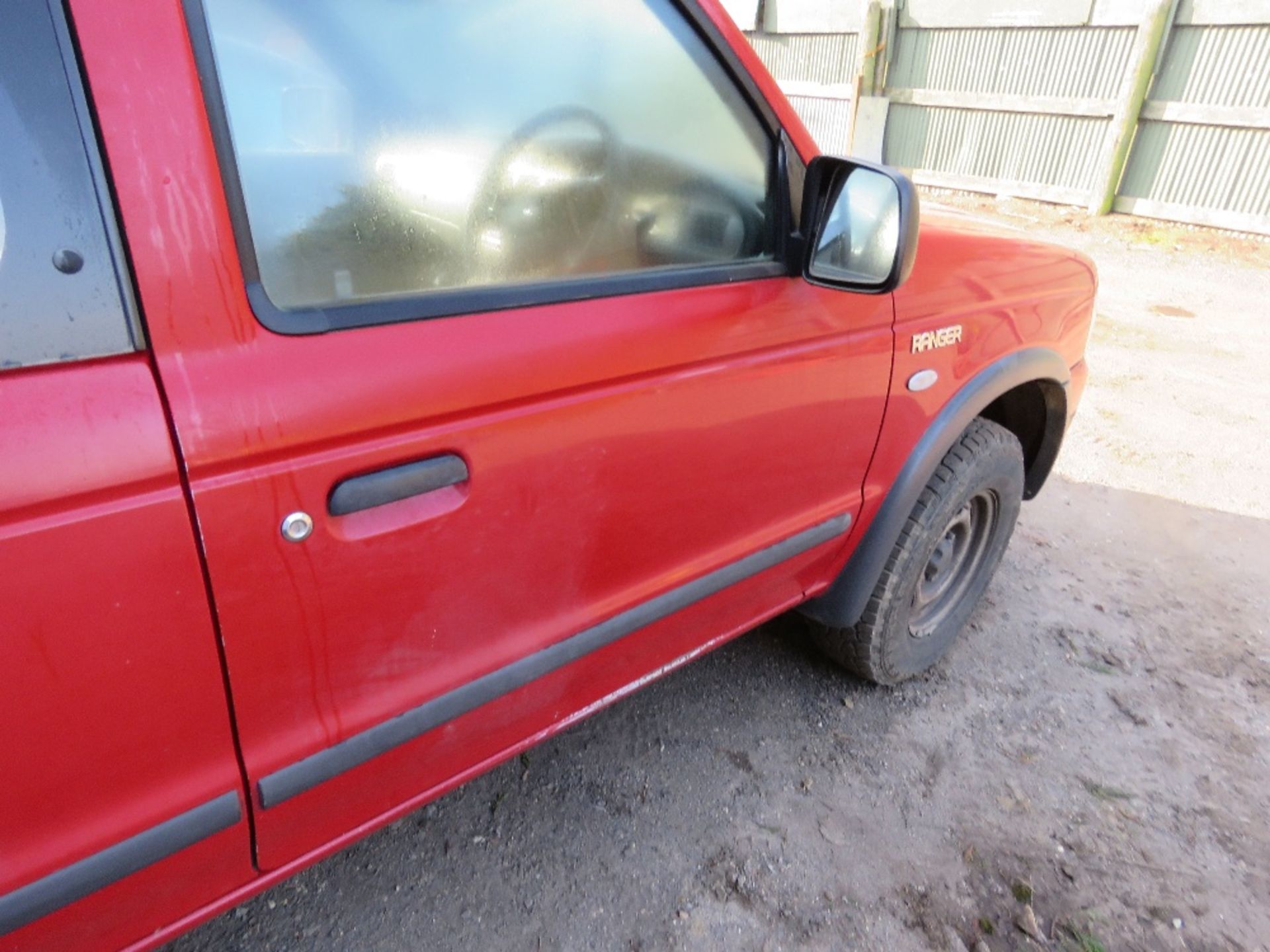 FORD RANGER KING CAB PICKUP TRUCK REG:AY05 WPR. MANUAL GEARBOX. 106,448 REC MILES. DIRECT FROM LOCAL - Image 7 of 11