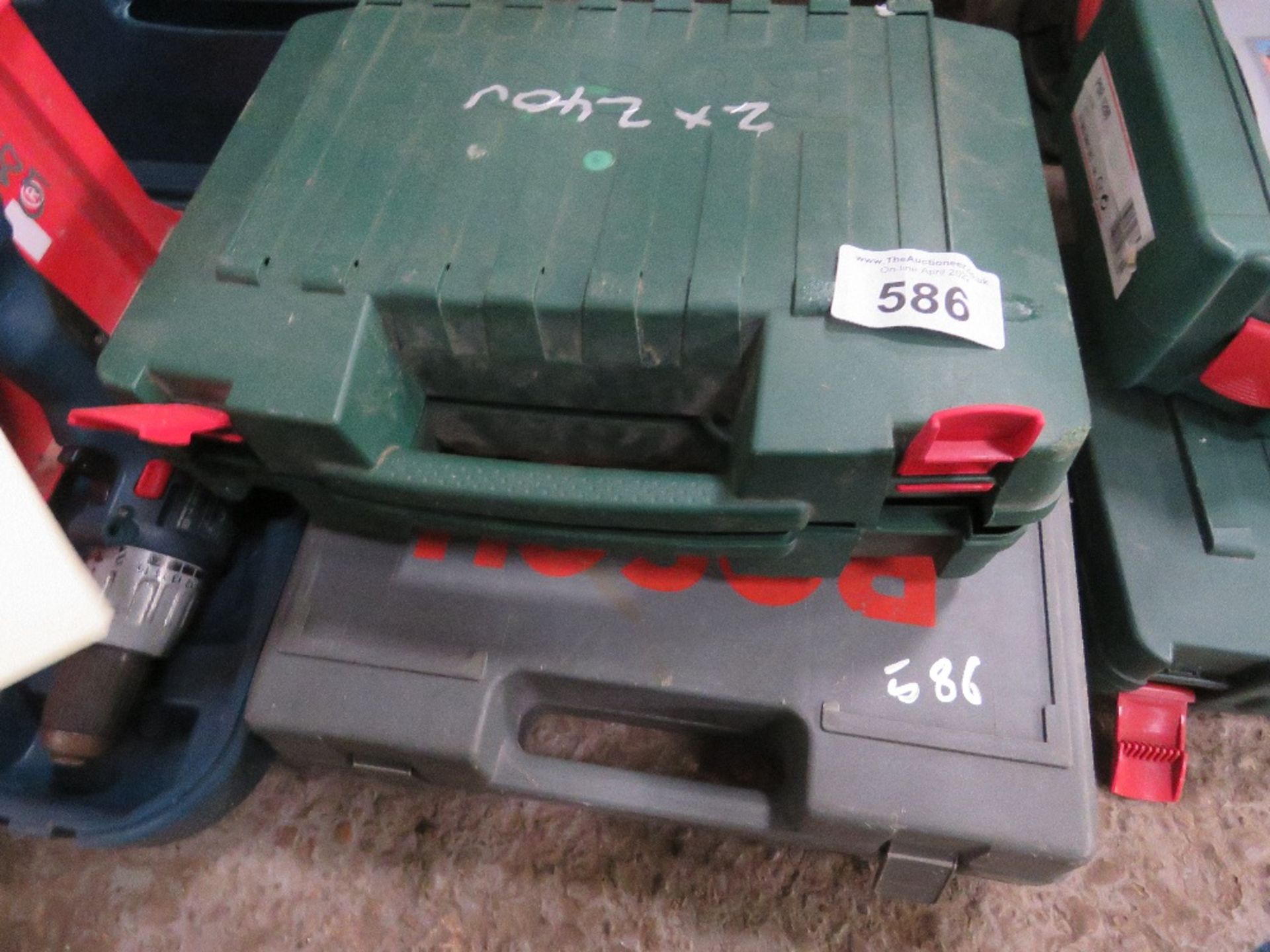 2 X 240VOLT SAWS, JIG AND RECIP TYPE. THIS LOT IS SOLD UNDER THE AUCTIONEERS MARGIN SCHEME, THEREFOR