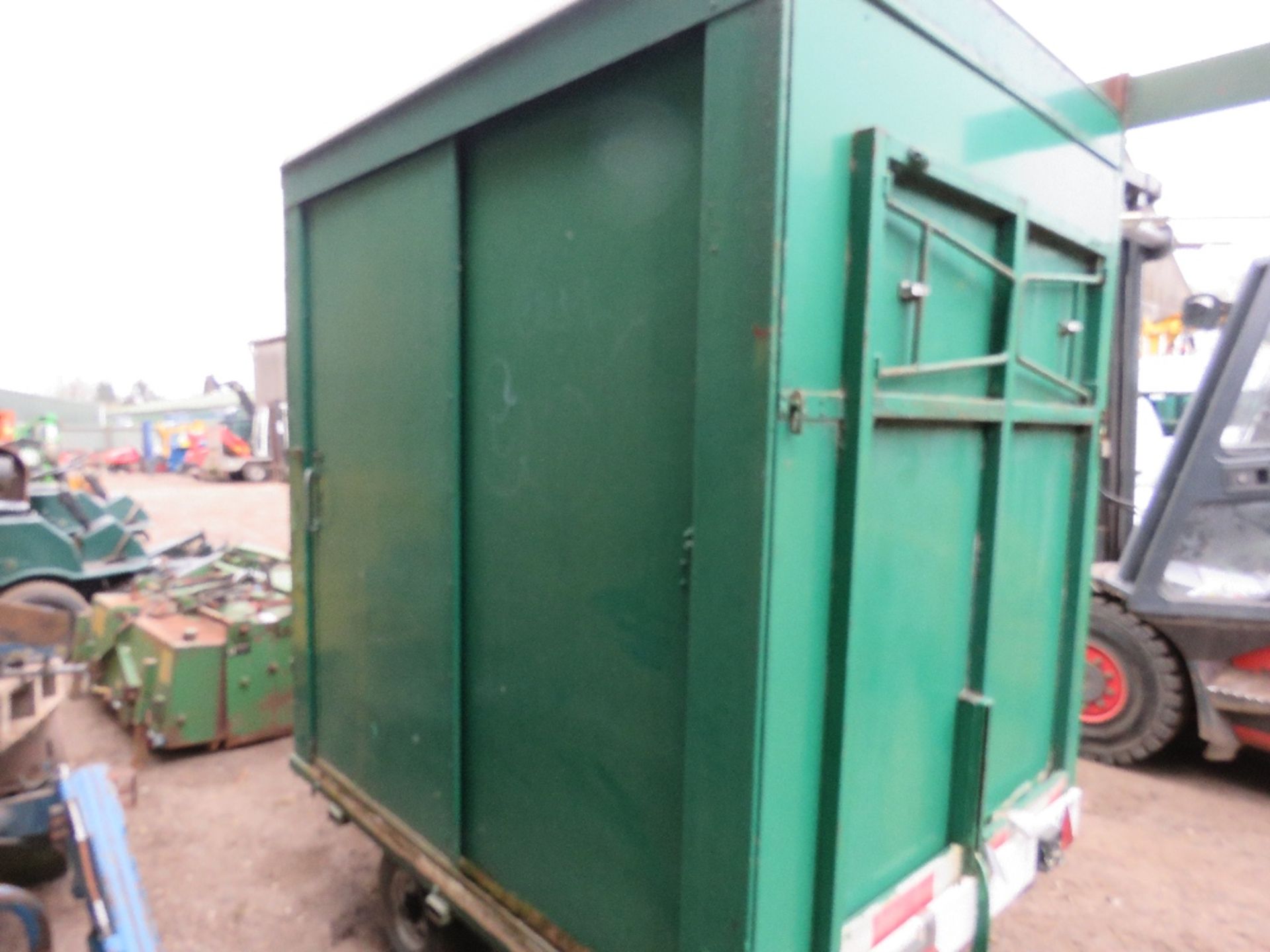 TWIN AXLE MARKET TRADER'S BOX TRAILER WITH SHELVING. SIDE AND REAR DOORS. BALL HITCH FITTED. 2M LE - Image 7 of 7