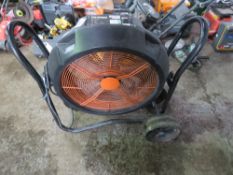 RHINO 110VOLT POWERED HIGH OUTPUT AIR CIRCULATION FAN.