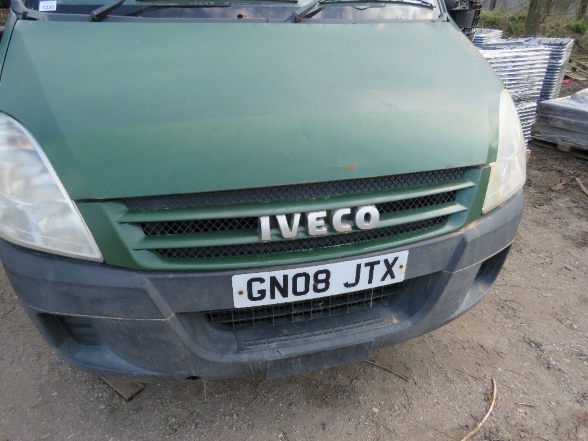 IVECO 35.125 PANEL VAN WITH HIGH ROOF REG:GN08 JTX. MOT EXPIRED, V5 TO APPLY FOR. WHEN TESTED WAS SE - Image 2 of 9