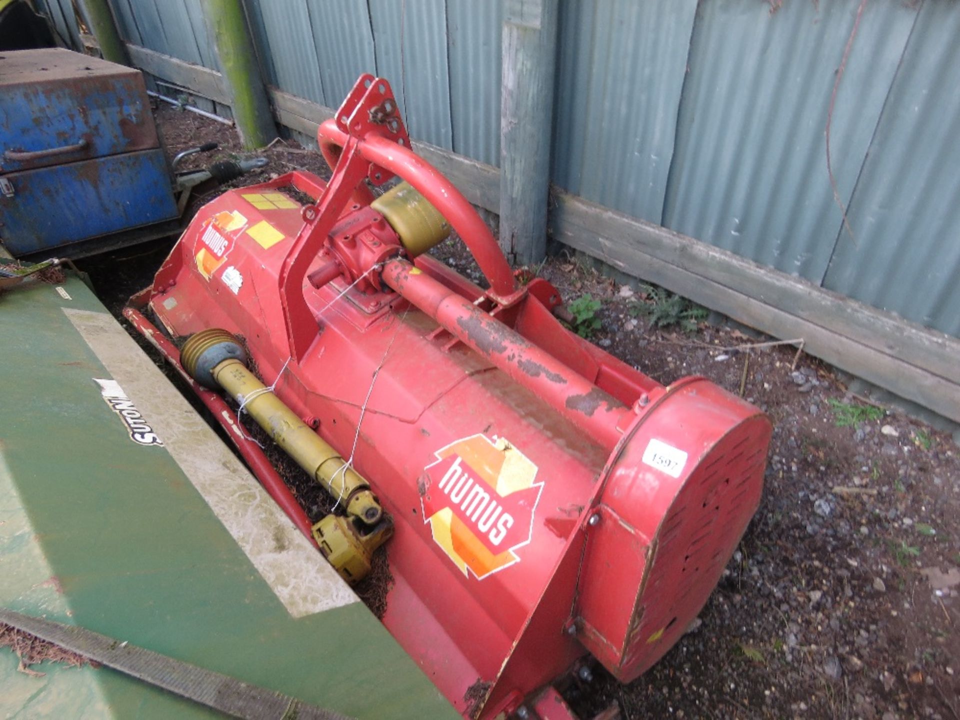 HUMUS A220 FRONT MOUNTED FLAIL MOWER, YEAR 2012, 2.2M WIDE. SOURCED FROM A LOCAL FARM HAVING CHANGED