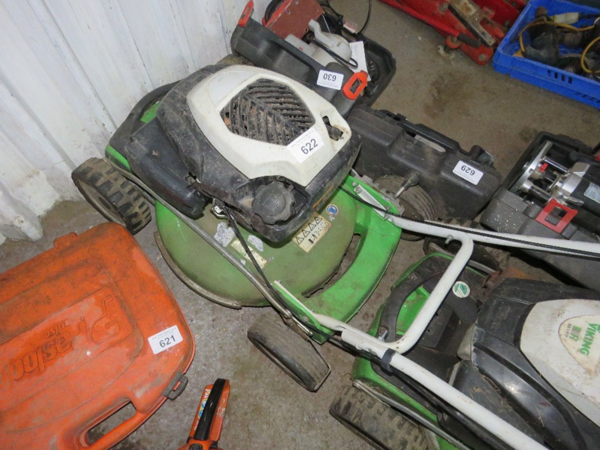 VIKING PROFESSIONAL ROUGH CUT MOWER. THIS LOT IS SOLD UNDER THE AUCTIONEERS MARGIN SCHEME, THEREFORE