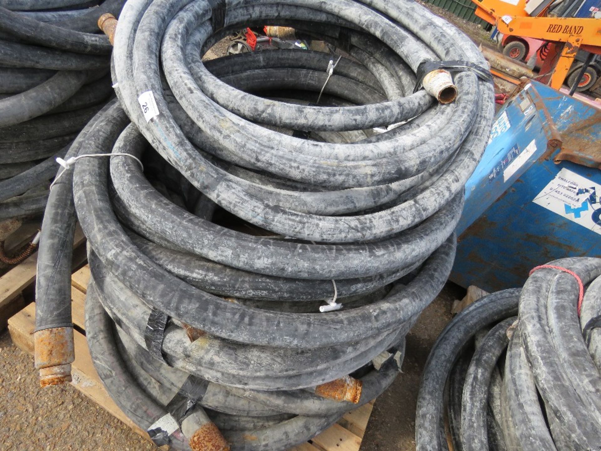 PALLET OF LARGE SIZED RUBBER SCREED PUMPING HOSES, MAINLY 60-70MM DIAMETER. SOURCED FROM DEPOT CLEAR - Image 2 of 2