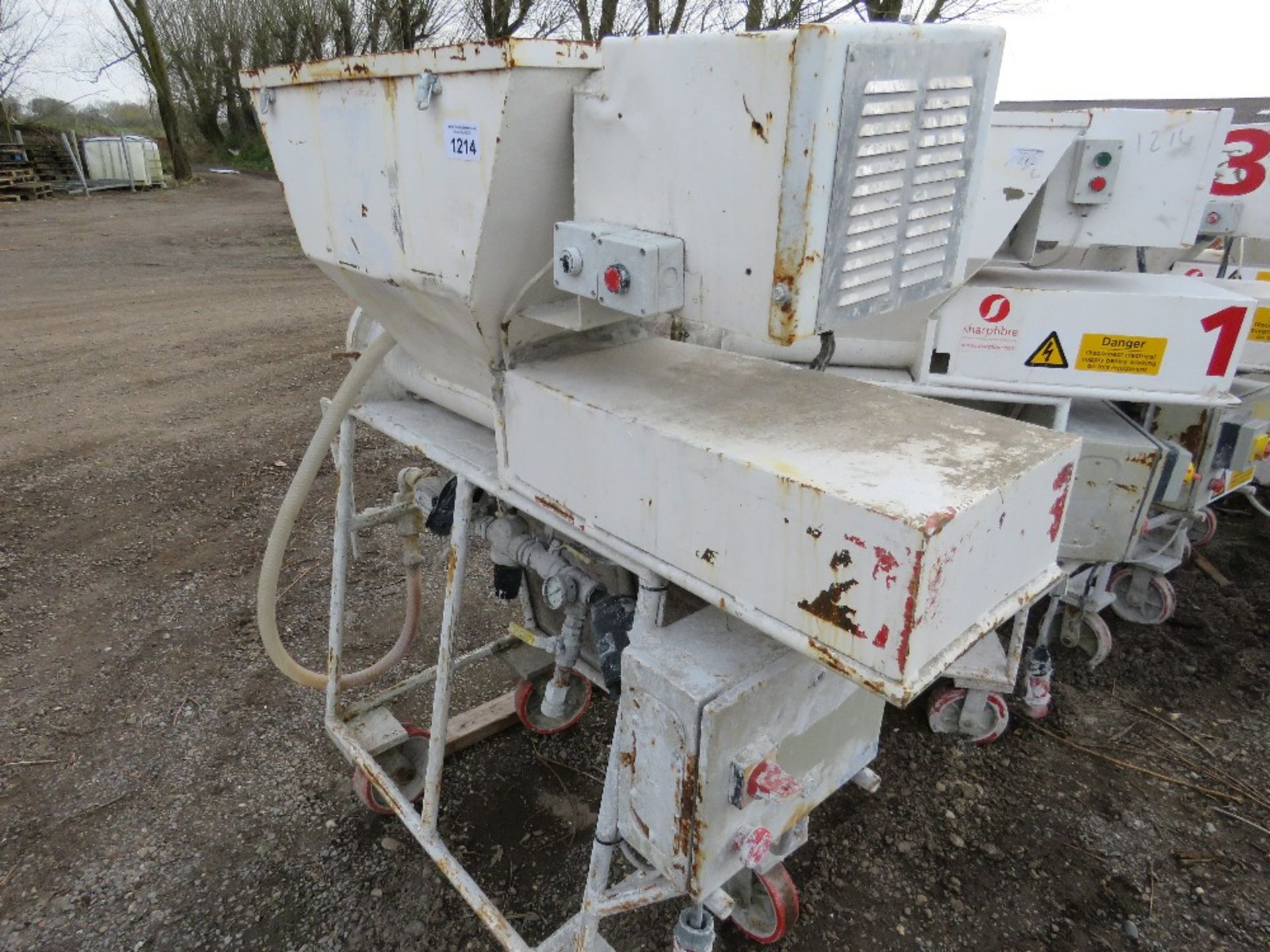 QUANTITY OF SCREED ADDITIVE MIXING UNITS INCLUDING CONVEYOR PARTS ETC. - Image 2 of 9